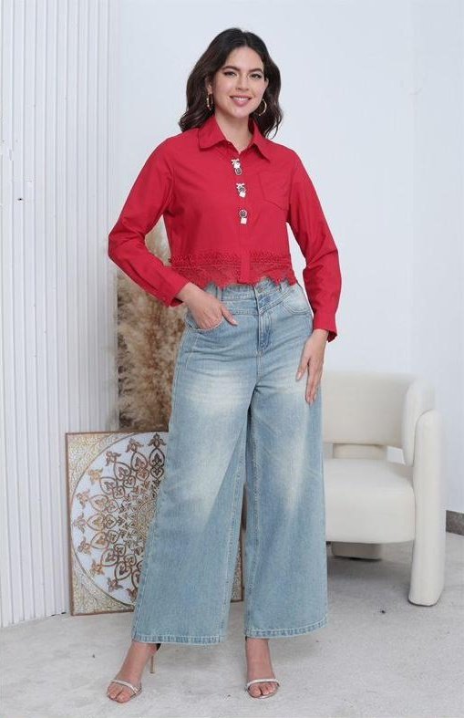 Blusa DS1012 – Elegancia en Cada Detalle