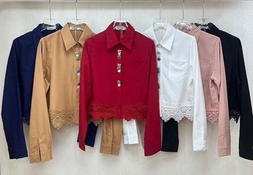 Blusa DS1012 – Elegancia en Cada Detalle